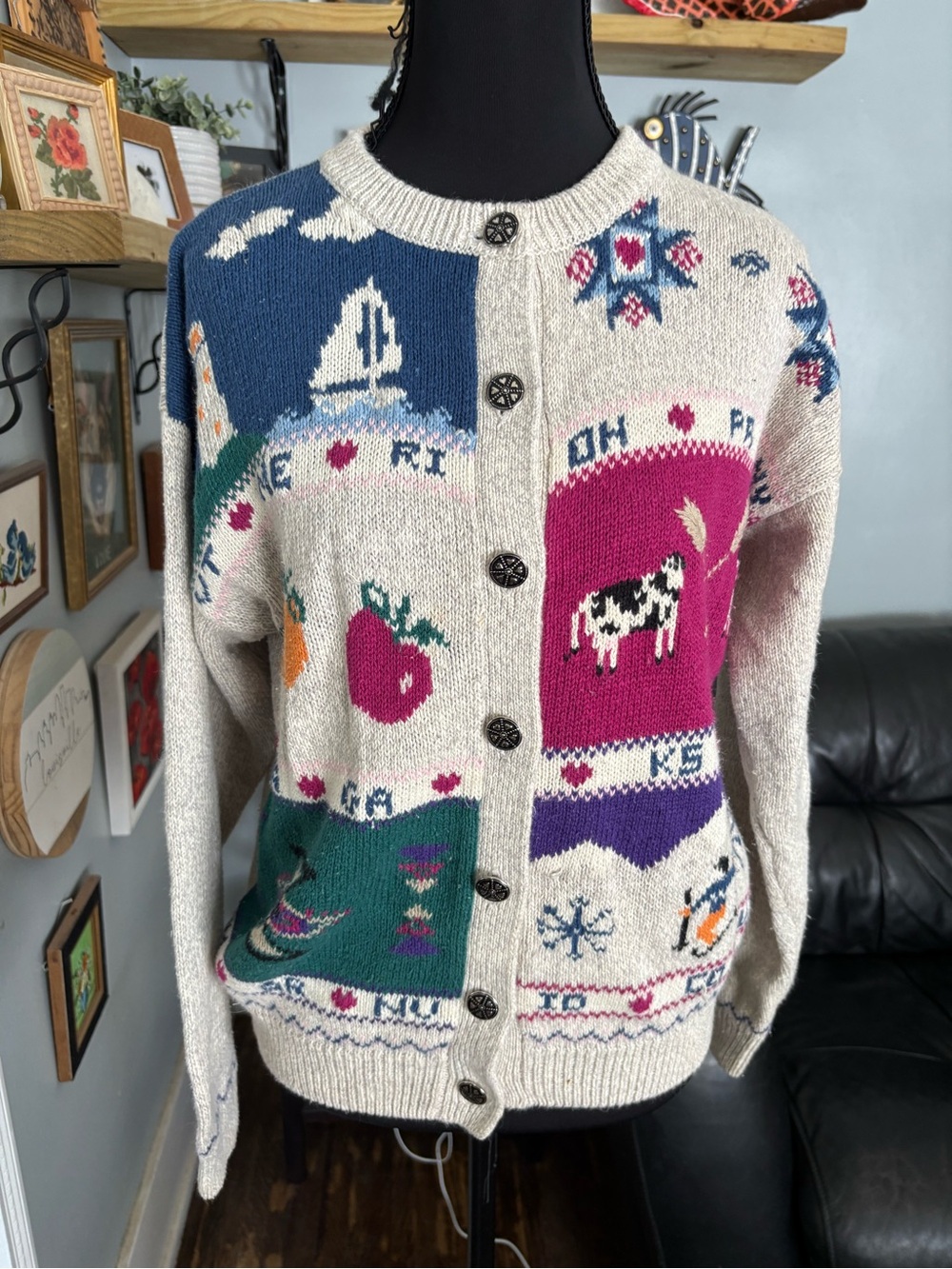 Vtg woolrich womens L novelty cardigan sweater cows Aztec apples lighthouse